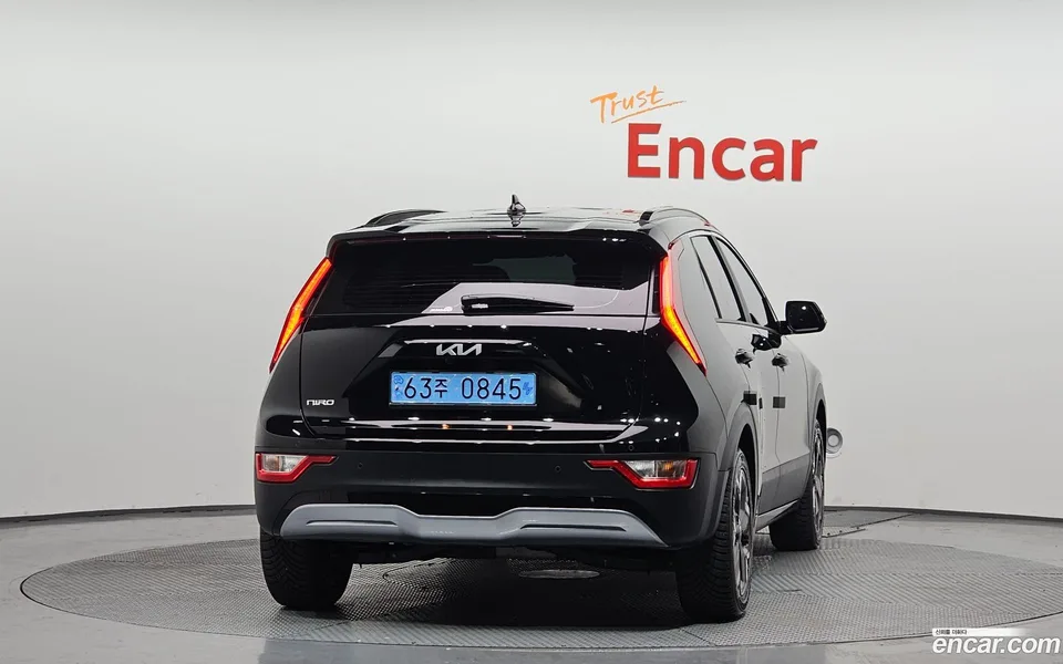 Kia Niro EV 2023 — миниатюра 4