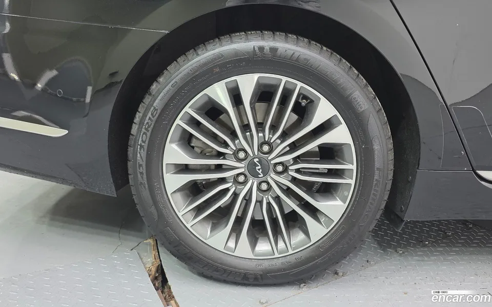 Kia K9 3.8 GDI 2022 — миниатюра 2
