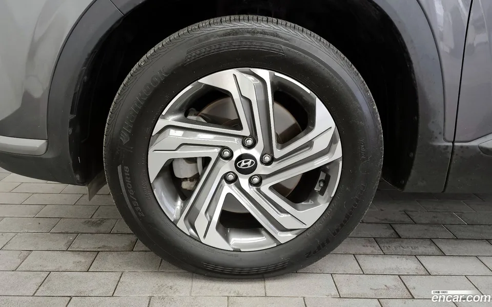 Hyundai SantaFe 2.5T 2WD 2023 — миниатюра 5
