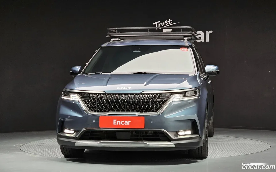 Kia Carnival 7 2023 — миниатюра 3