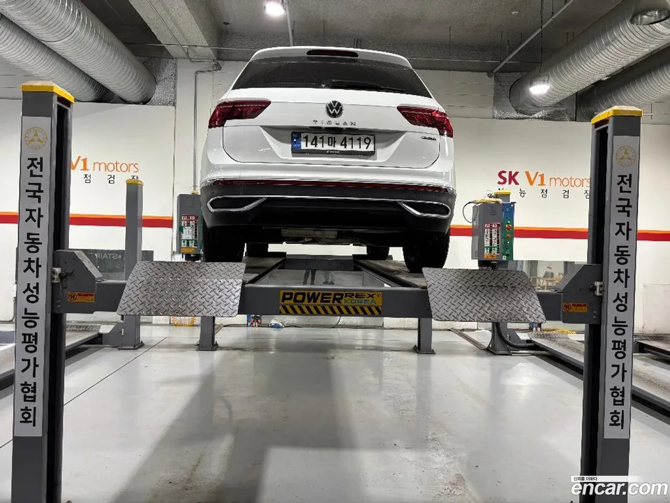 Volkswagen Tiguan 2.0 TDI 4 2023 — миниатюра 2