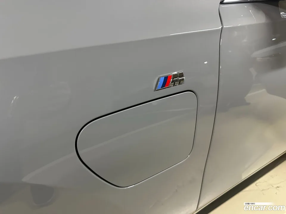 BMW 7 Series 750e xDrive M 2024 — миниатюра 4