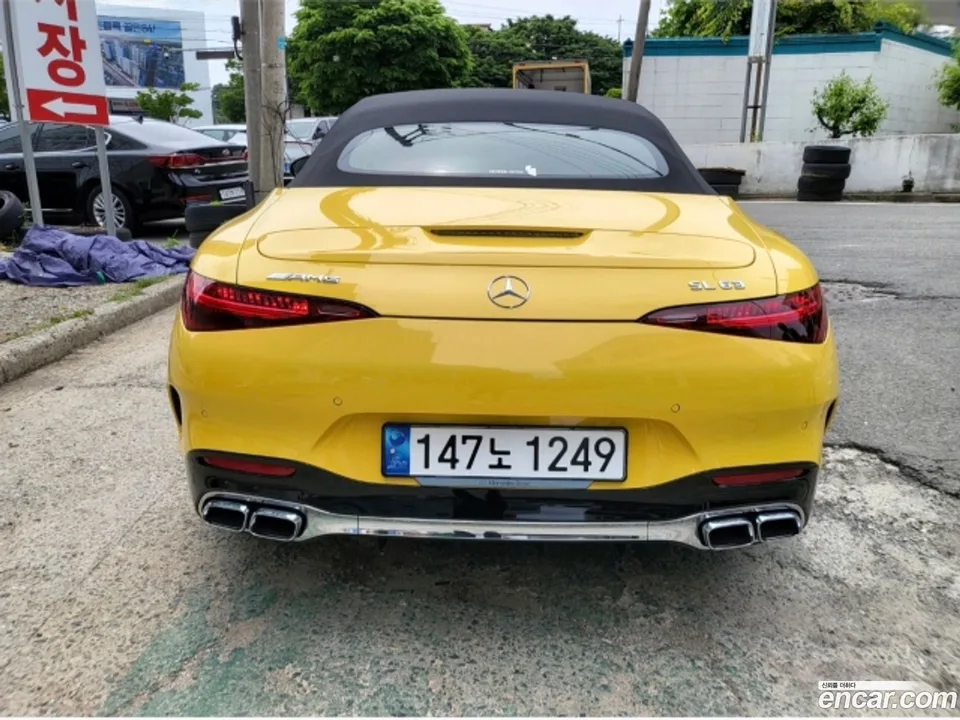 Mercedes-Benz SL-Class AMG SL63 4MATIC+ 2023 — миниатюра 2