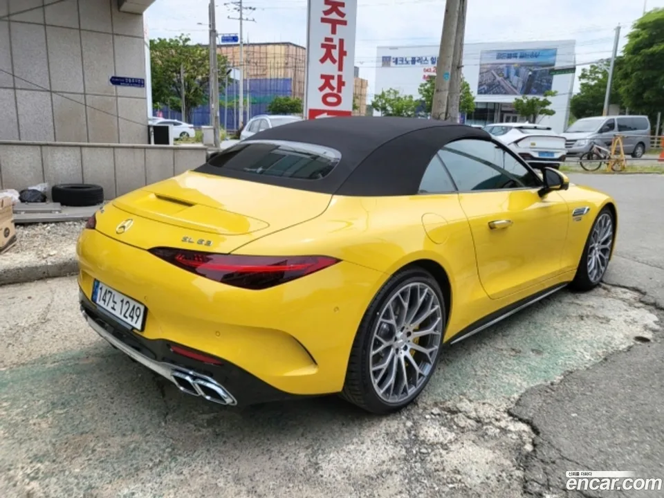 Mercedes-Benz SL-Class AMG SL63 4MATIC+ 2023 — миниатюра 4