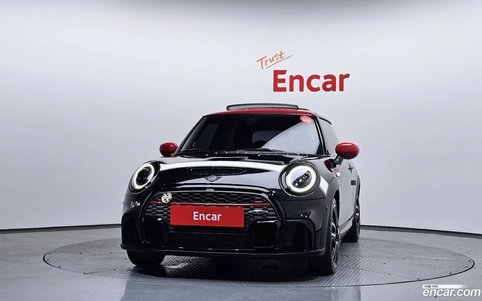 MINI Cooper S JCW 2023 — миниатюра 3