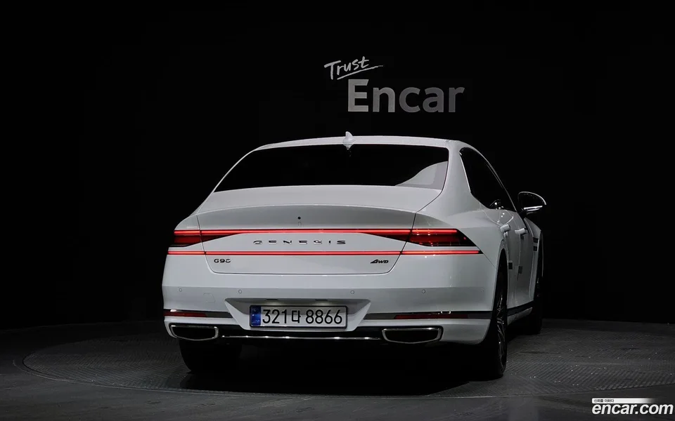 Genesis G90 3.5 AWD 2023 — миниатюра 4