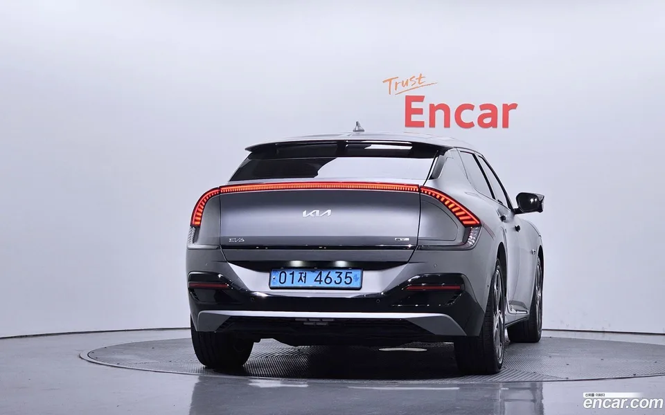 Kia EV6 4WD 2023 — миниатюра 4