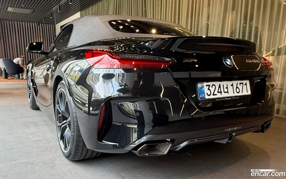 BMW Z4 M40i 2026 — миниатюра 2