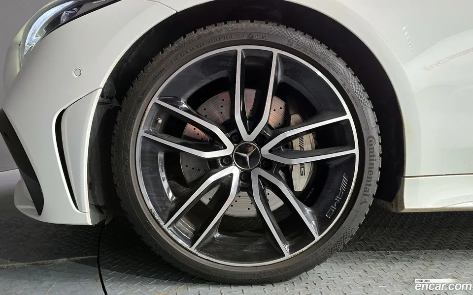 Mercedes-Benz CLS-Class AMG CLS53 4MATIC+ 2023 — миниатюра 5