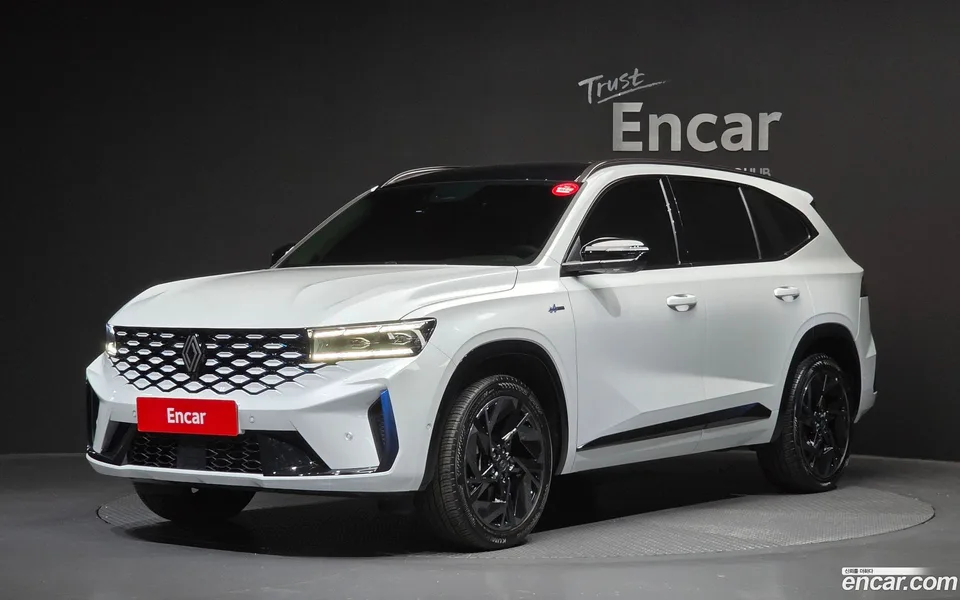 Renault Samsung Grand Koleos 1.5 E-TECH 2WD 2024 — фото 1, купить с доставкой в Москву