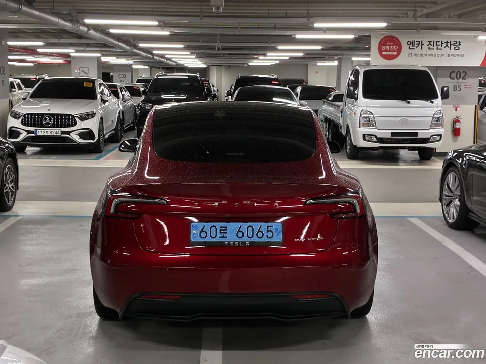 Tesla Model 3 AWD 2024 — миниатюра 2