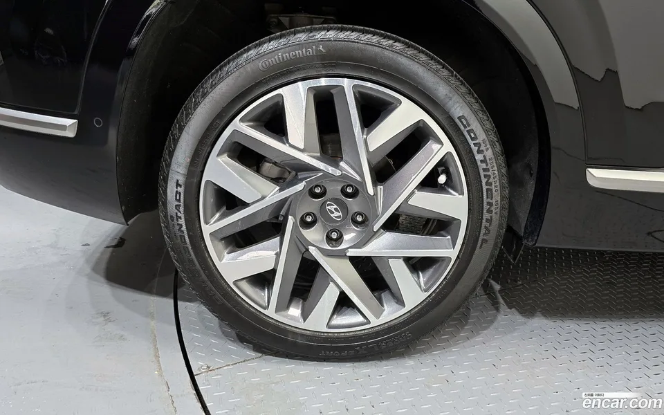 Hyundai SantaFe 2.5T 2WD 2023 — миниатюра 5
