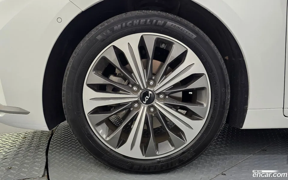 Kia K8 Hybrid 2022 — миниатюра 2