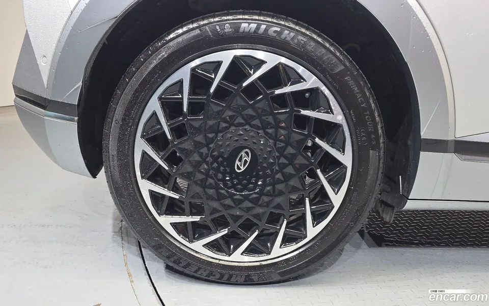 Hyundai Ioniq 5 AWD 2022 — миниатюра 2