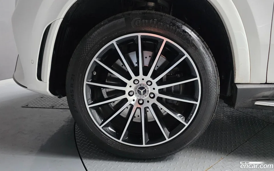 Mercedes-Benz GLE-Class GLE400d 4MATIC 2022 — миниатюра 5