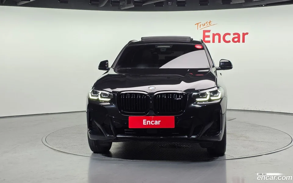 BMW X4 xDrive20i M 2023 — миниатюра 3