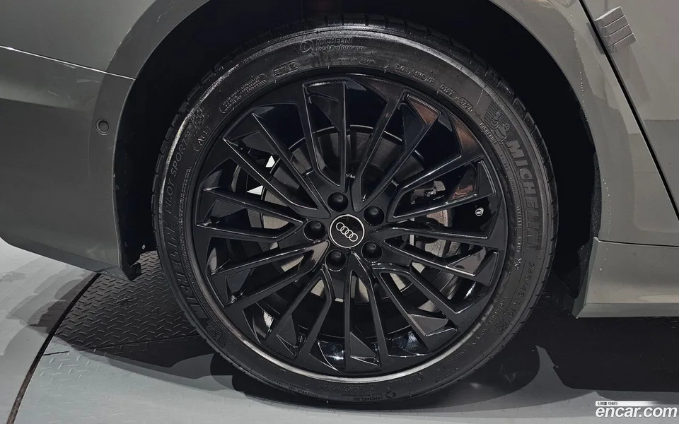 Audi A6 45 TFSI 2025 — миниатюра 2