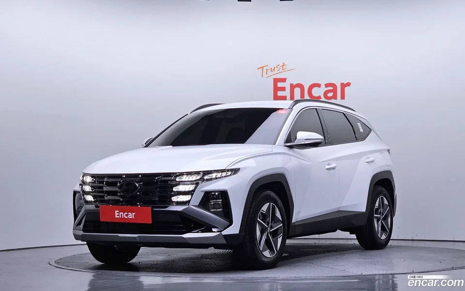 Hyundai Tucson Hybrid NX4 HEV 1.6 2WD 2024 — фото 1, купить с доставкой в Москву