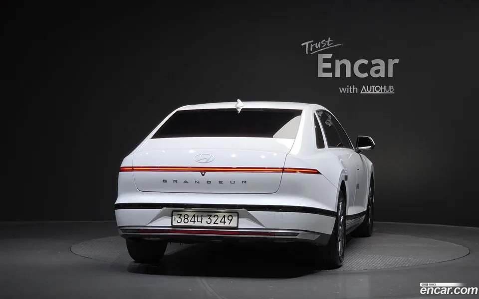 Hyundai Grandeur Hybrid 2023 — миниатюра 4