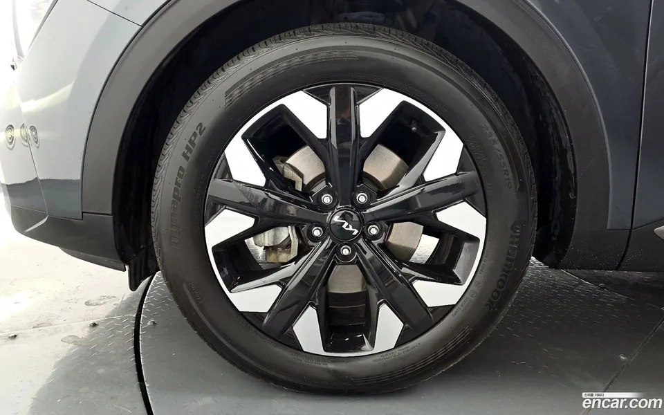 Kia Sportage 1.6 2WD 2023 — миниатюра 5