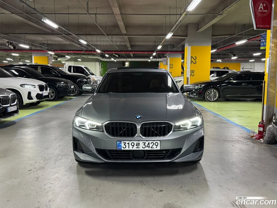 BMW 3 Series 320i 2025 — фото 1, купить с доставкой в Москву