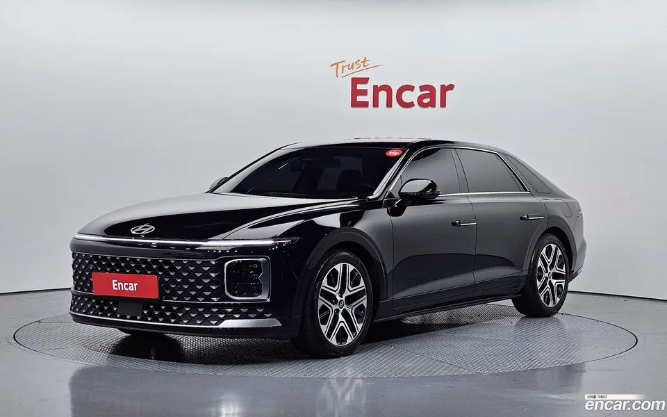 Hyundai Grandeur 2.5 2WD 2023 — фото 1, купить с доставкой в Москву
