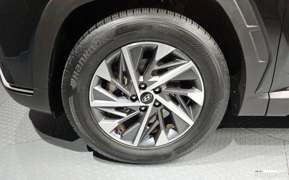 Hyundai Tucson 1.6 2WD 2022 — миниатюра 2