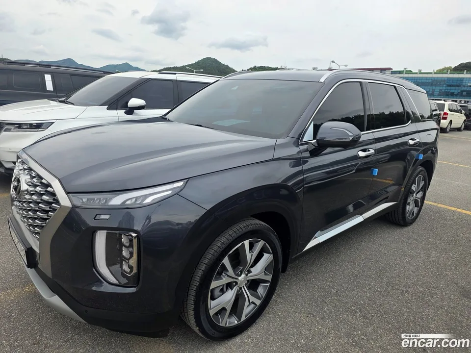 Hyundai Palisade 2.2 2WD 2022 — фото 1, купить с доставкой в Москву