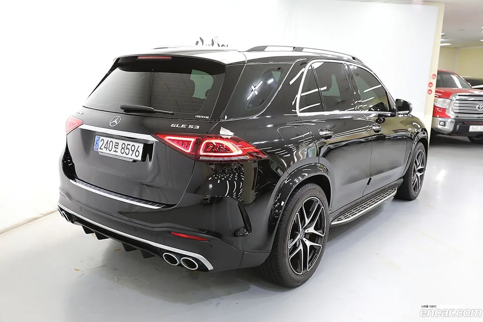 Mercedes-Benz GLE-Class AMG GLE53 4MATIC+ 2023 — миниатюра 4