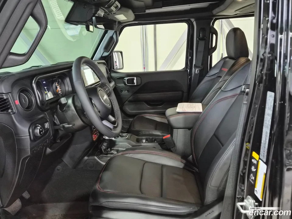 Jeep Wrangler 2.0 4 2025 — миниатюра 4