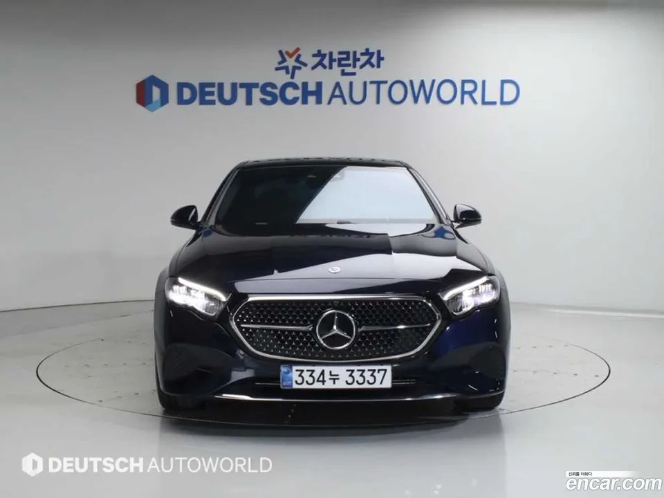 Mercedes-Benz E-Class E200 2025 — миниатюра 3