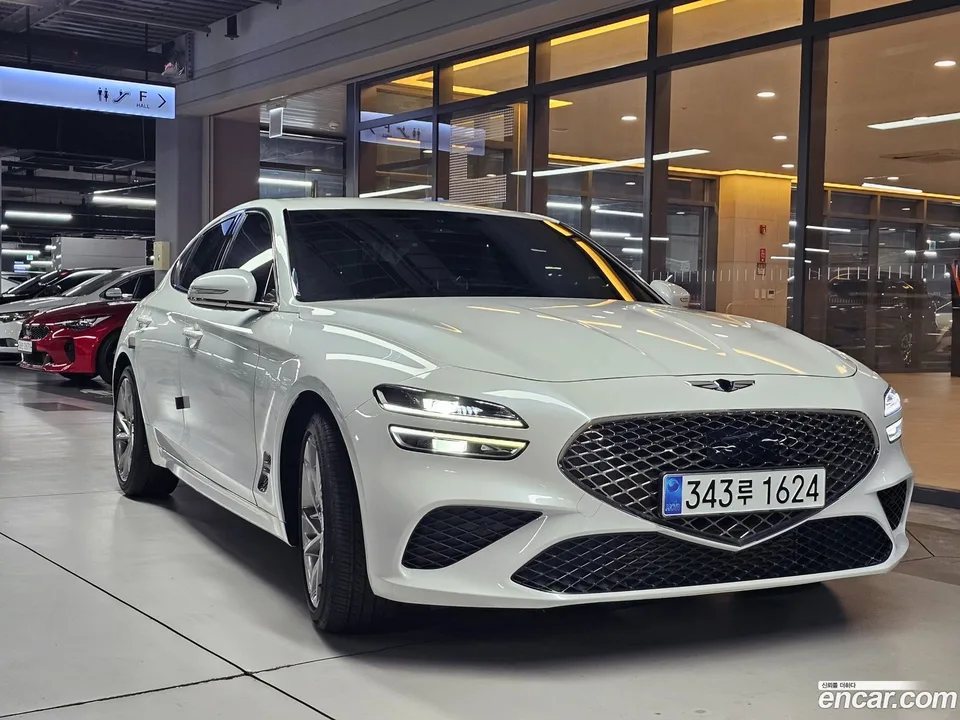 Genesis G70 2.0T 2WD 2022 — миниатюра 4