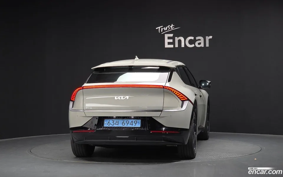 Kia EV6 2024 — миниатюра 4