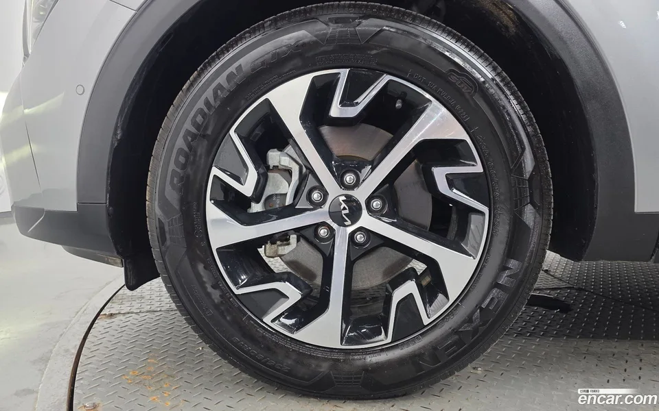 Kia Sportage Hybrid 4WD 2023 — миниатюра 2
