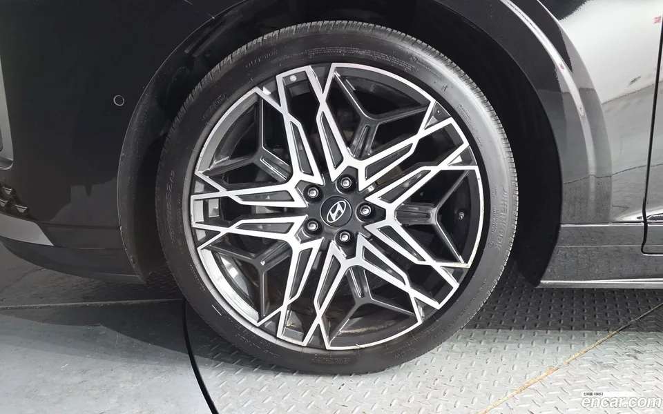 Hyundai Grandeur Hybrid 2023 — миниатюра 2