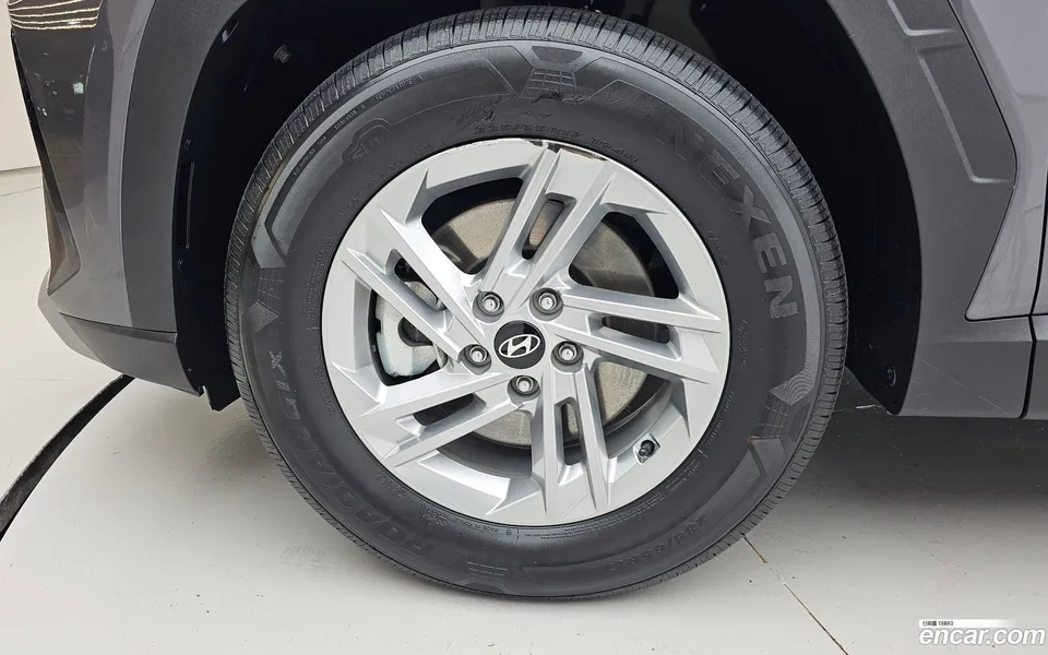 Hyundai Tucson NX4 2.0 2WD 2024 — миниатюра 2