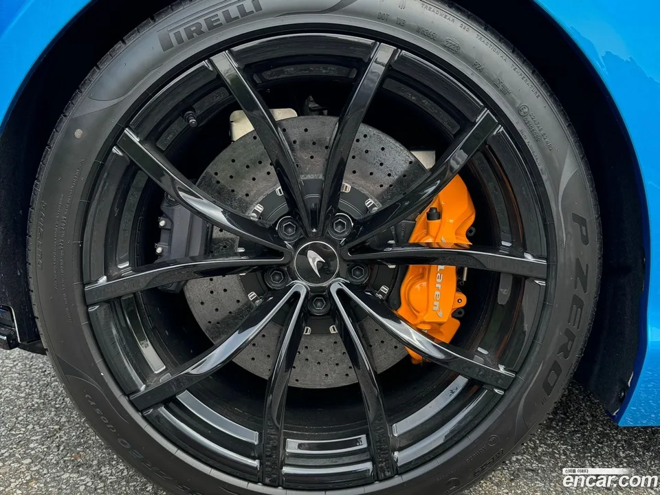 McLaren Artura 3.0 2024 — миниатюра 5