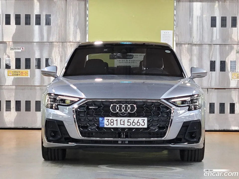 Audi A8 55 TFSI LWB 2023 — миниатюра 3