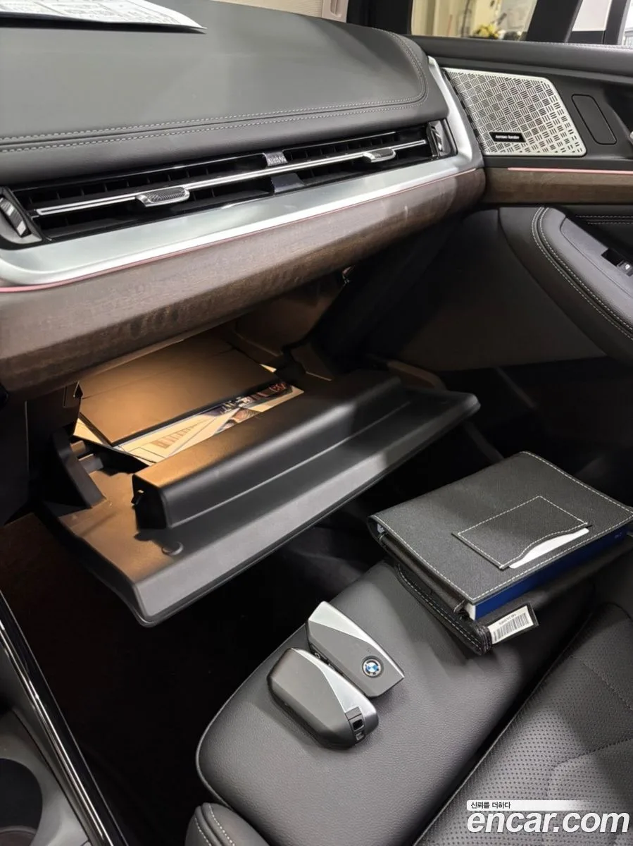 BMW 2 Series Active Tourer 220i 2023 — миниатюра 2