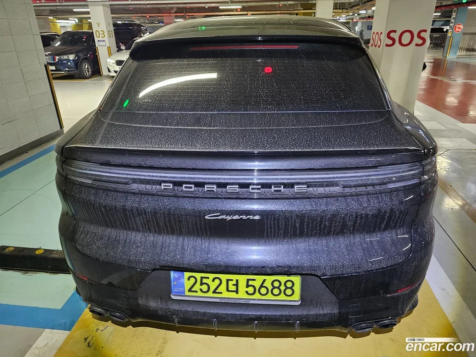 Porsche Cayenne 3.0 2024 — миниатюра 3