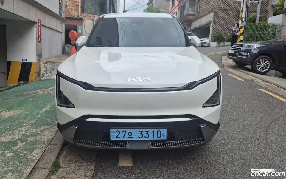 Kia EV5 2WD 2026 — фото 1, купить с доставкой в Москву