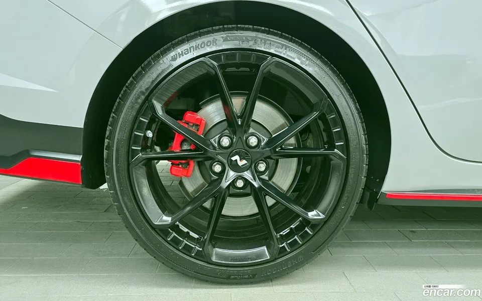 Hyundai Avante CN7 2.0 N 2024 — миниатюра 2