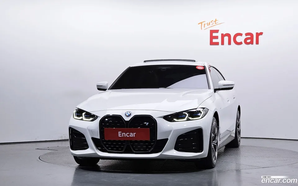 BMW i4 eDrive40 M 2023 — миниатюра 3