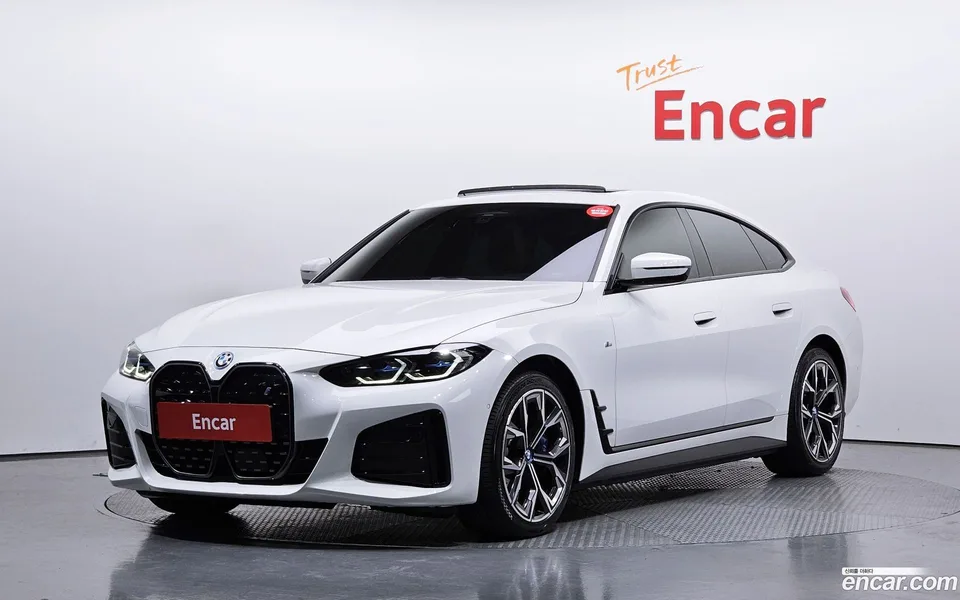 BMW i4 eDrive40 M 2023 — фото 1, купить с доставкой в Москву