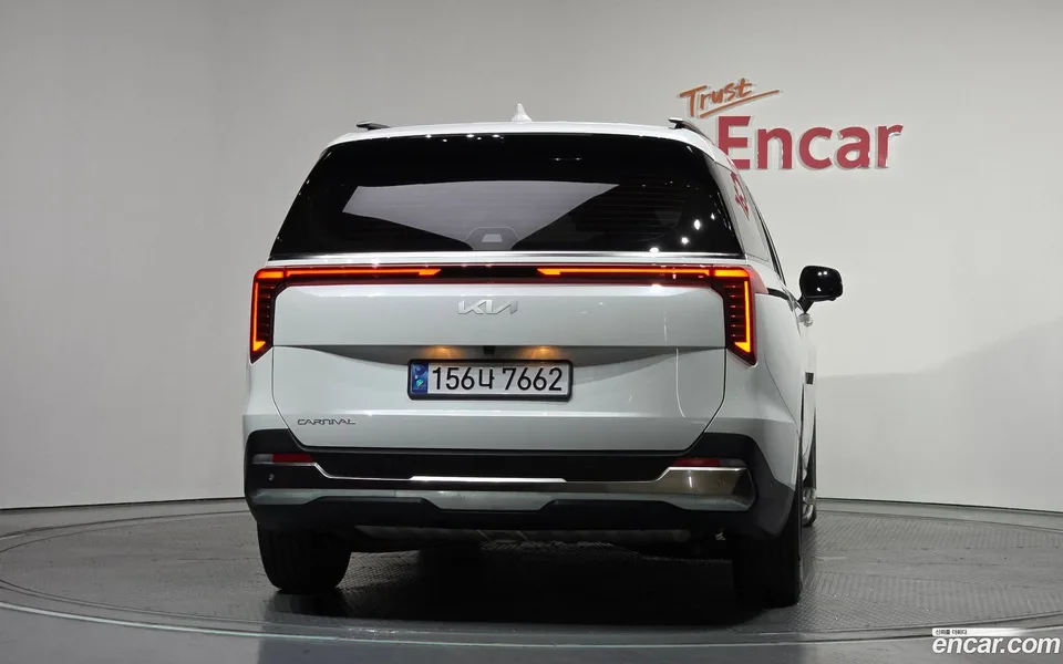 Kia Carnival 9 2024 — миниатюра 4