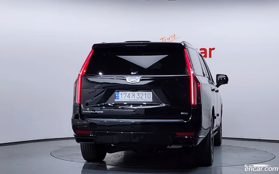 Cadillac Escalade 6.2 2022 — миниатюра 4