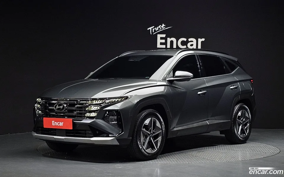 Hyundai Tucson Hybrid NX4 HEV 1.6 2WD 2025 — фото 1, купить с доставкой в Москву