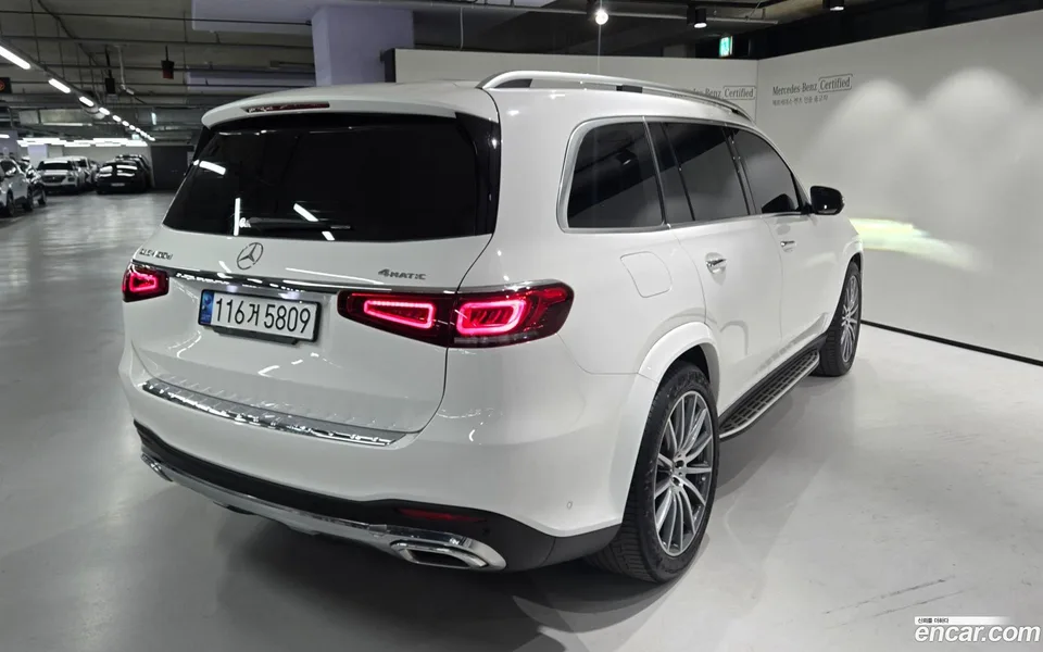 Mercedes-Benz GLS-Class GLS400d 4MATIC 2023 — миниатюра 4
