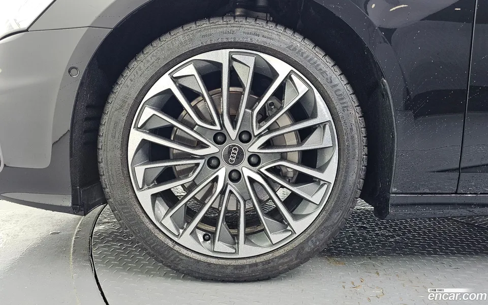 Audi A6 45 TFSI 2025 — миниатюра 2