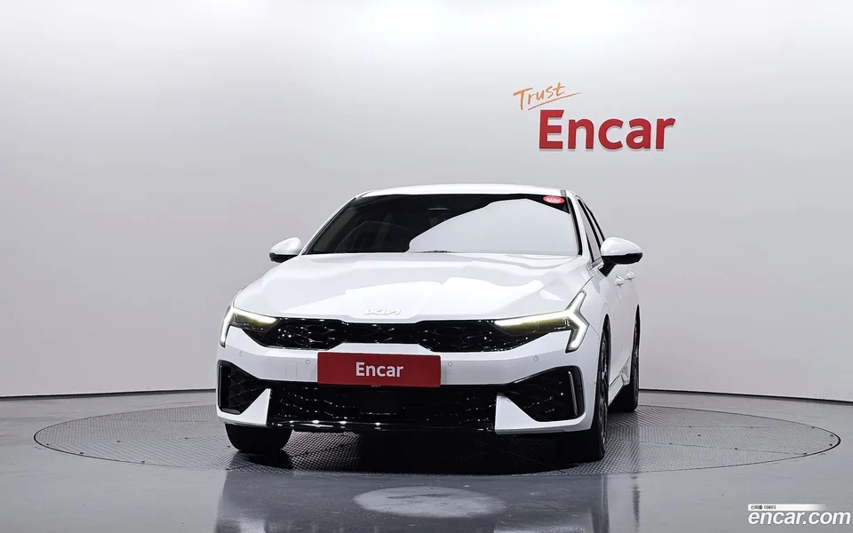 Kia K5 Hybrid 2023 — миниатюра 3